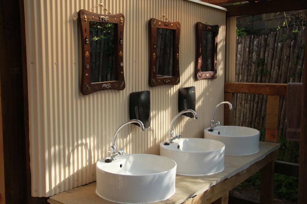 Hotel Wildebeest Eco Camp à Nairobi Extérieur photo